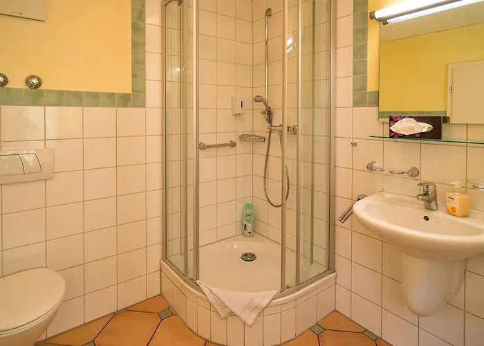 Zum Lieben Augustin Hotel